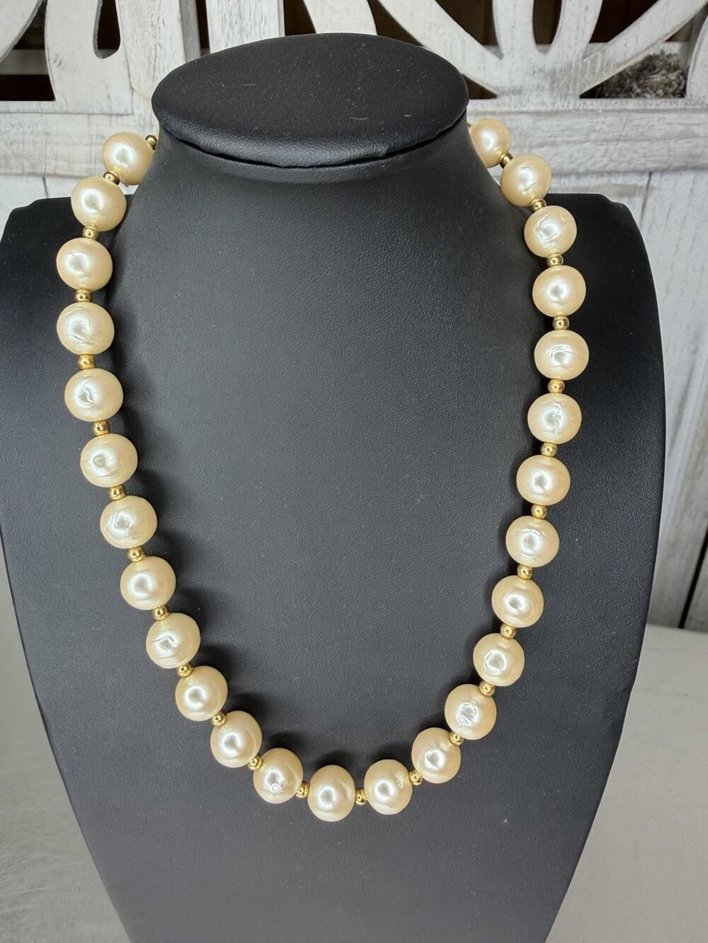 Vintage Sarah Coventry Faux Pearl Necklace Classic Glam Regal